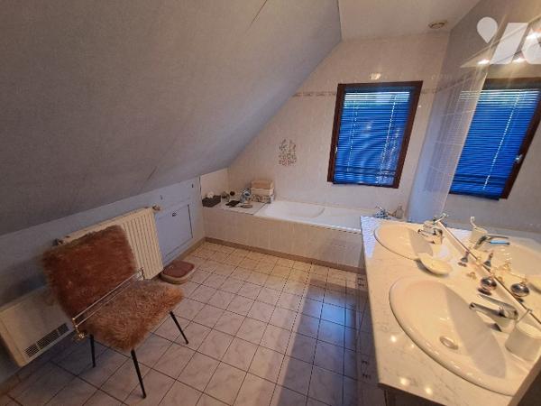 EXCLUSIVEMENT CHEZ 18cent16 NOTAIRES