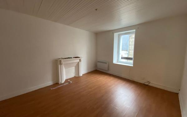 Appartement à vendre    6 pièces • 300 m2 Plouarzel