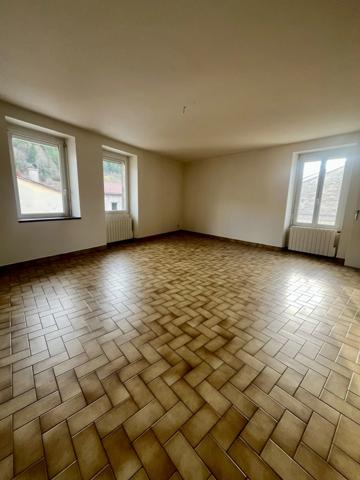 Maison à Saint Martin du Fresne (01)