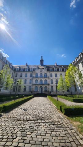 Amiens , 11 logements loués