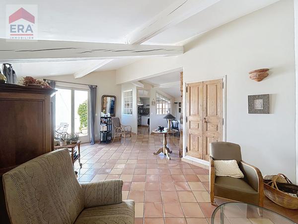 AIX EN PROVENCE  DUPLEX DE 5 pièces 119 Mm²  TERRASSE cave