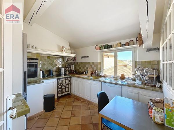 AIX EN PROVENCE  DUPLEX DE 5 pièces 119 Mm²  TERRASSE cave