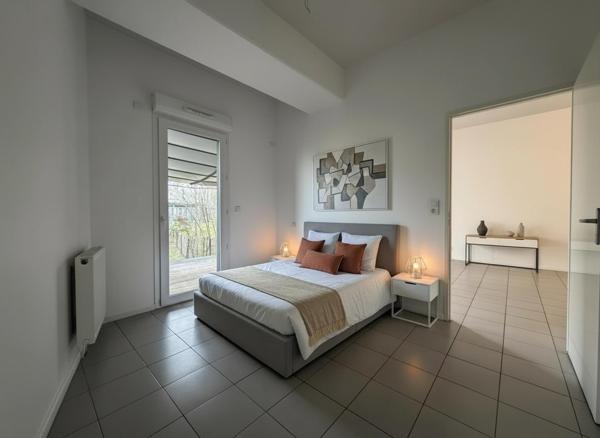 Appartement RDC + Terrasses + Jardin + Parking