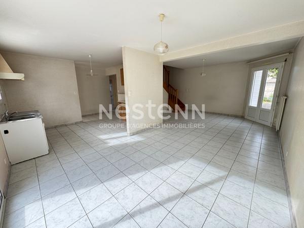 À vendre - Charmante maison proche du centre de Locminé avec 4 chambres et un garage