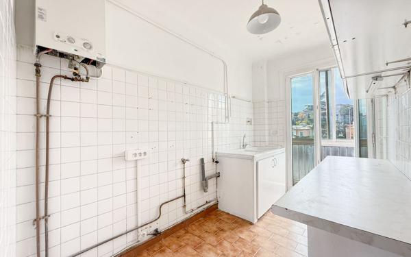 Appartement à vendre    3 pièces • 54,04 m2 Nice
