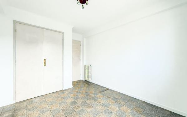 Appartement à vendre    3 pièces • 54,04 m2 Nice