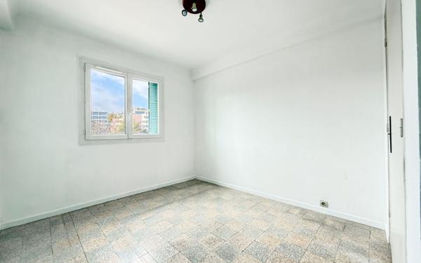 Appartement à vendre    3 pièces • 54,04 m2 Nice