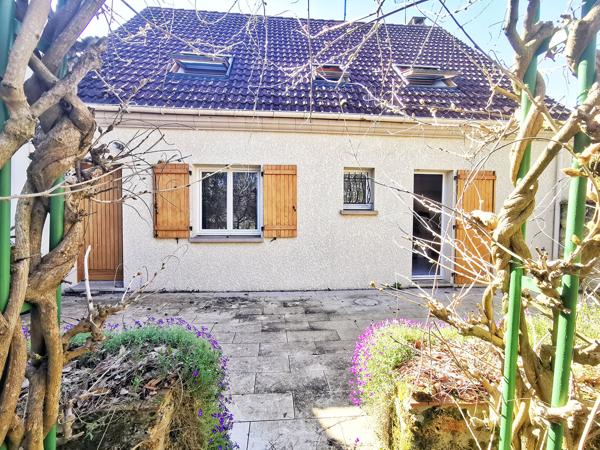 Magny-les-Hameaux (78114) Maison 7P récente (2008) de 115m² sur 522m² au calme