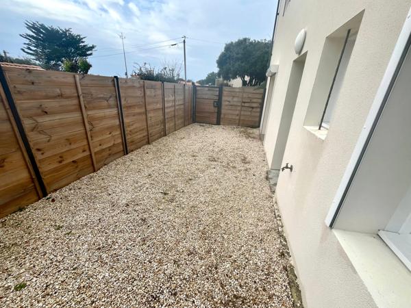BRETIGNOLLES SUR MER RARE A 300M DE LA PLAGE VILLA GRAND CONFORT REZ DE JARDIN AVEC COUR IDEAL LOCATIF