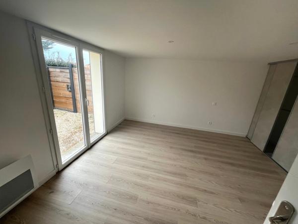 BRETIGNOLLES SUR MER RARE A 300M DE LA PLAGE VILLA GRAND CONFORT REZ DE JARDIN AVEC COUR IDEAL LOCATIF