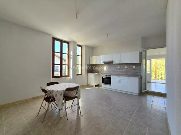 Location                                                      Appartement
                        
                     4 pièces                      77 m2                     à Draguignan