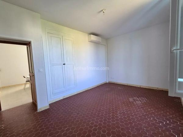Location                                                      Appartement
                        
                     4 pièces                      77 m2                     à Draguignan
