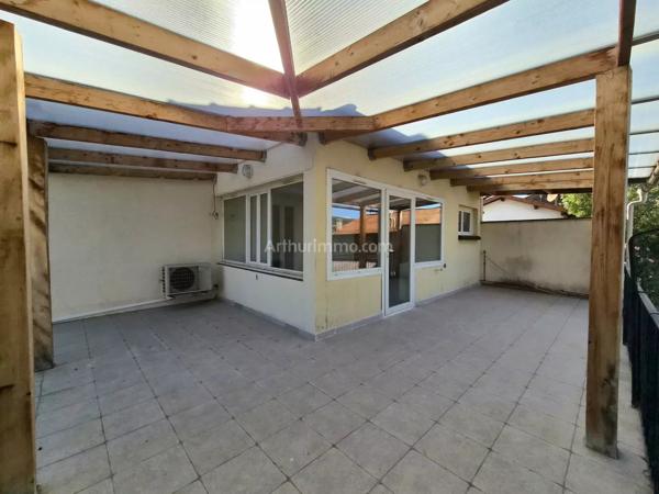 Location                                                      Appartement
                        
                     4 pièces                      77 m2                     à Draguignan