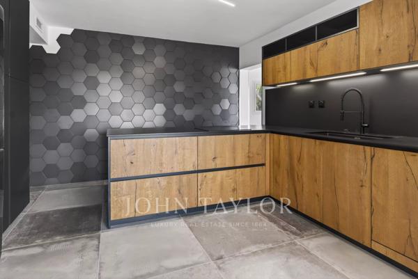 Villa contemporaine vue mer avec jacuzzi à Ensuès-la-Redonne