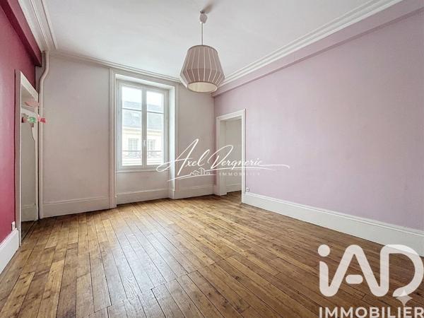 Maison à vendre 9 pièces 180,75 m² Étampes
