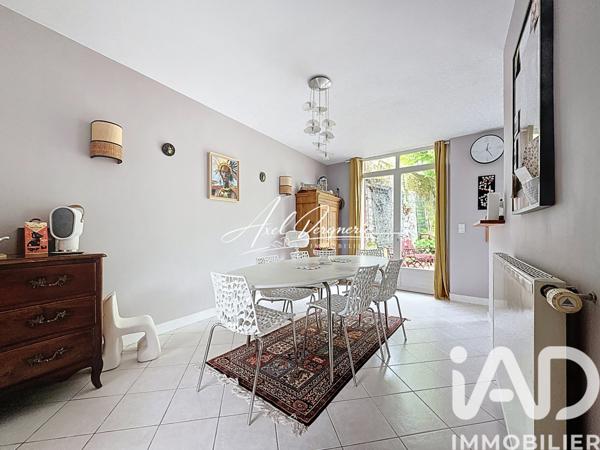 Maison à vendre 9 pièces 180,75 m² Étampes
