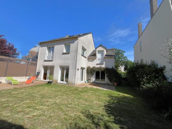 Maison Clamart 8 pièce(s) 160 m2