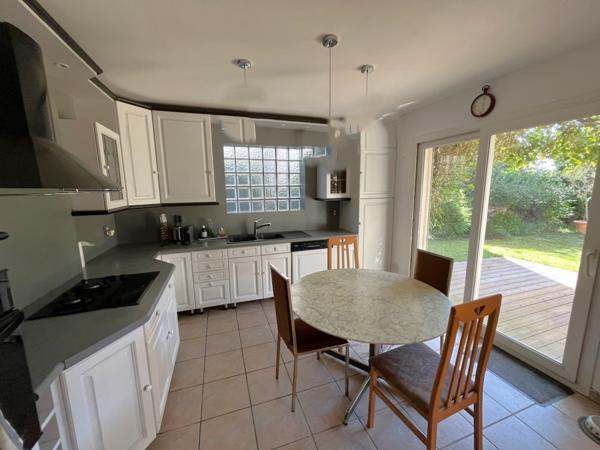 Maison Clamart 8 pièce(s) 160 m2
