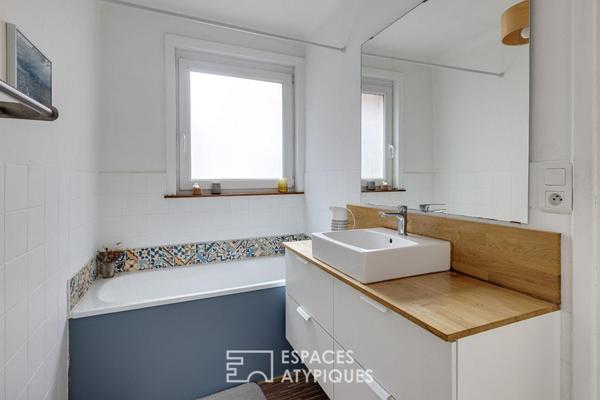 Appartement d’angle au cachet préservé entre gares et Vieux-Lille