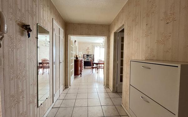 Appartement à vendre    4 pièces • 89,69 m2 Royan