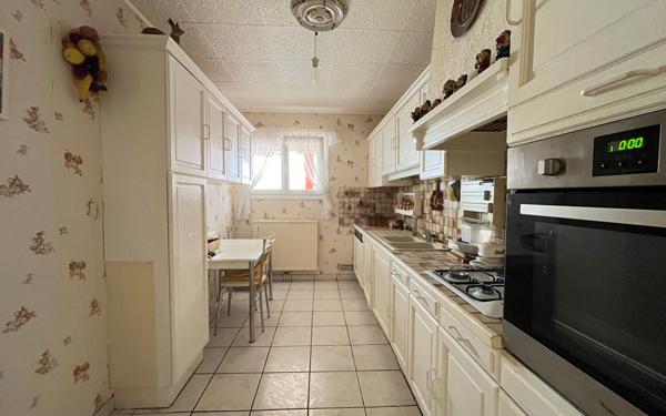 Appartement à vendre    4 pièces • 89,69 m2 Royan