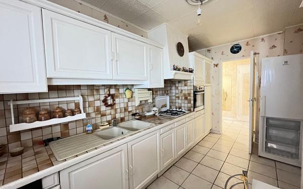 Appartement à vendre    4 pièces • 89,69 m2 Royan