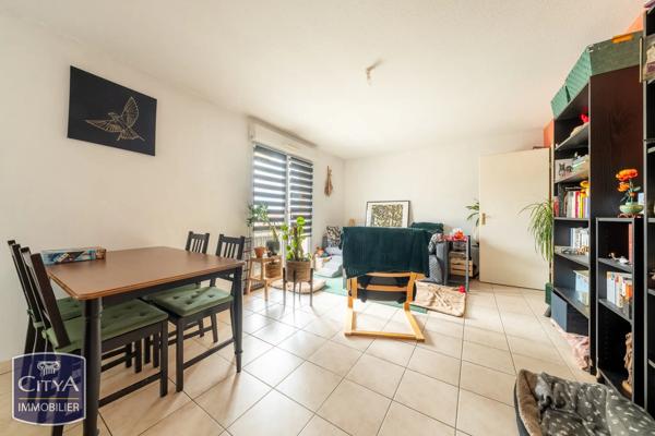 Appartement à vendre 2 pièces 46.8m² Avion (62210)