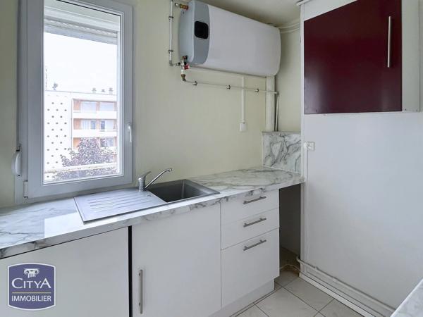 Appartement à vendre 4 pièces 66m² Saint-Quentin (02100)