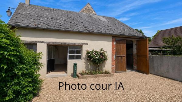 Vente                                                      Maison de village
                        
                     4 pièces                      97 m2                     à Aubigny-sur-Nère