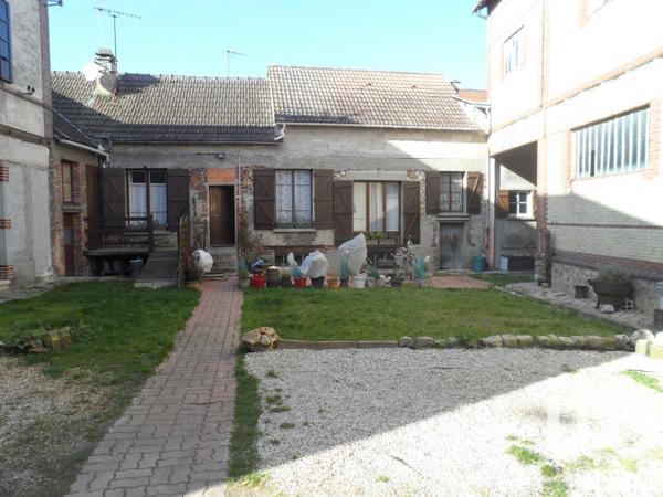 Immeuble à vendre 1 000 m² Villemeux-sur-Eure