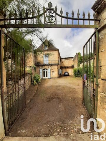 Immeuble à vendre 240 m² Sarlat-la-Canéda