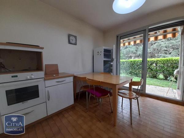 Appartement à louer 2 pièces 71.49m²