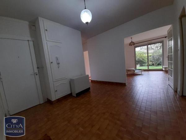 Appartement à louer 2 pièces 71.49m²