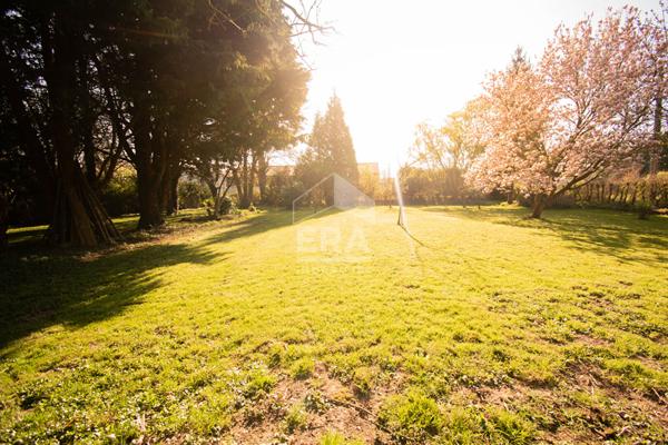 A vendre - Maison de caractère semi plain pied