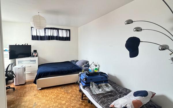 Appartement à vendre    1 pièce • 28,22 m2 Paris 19
