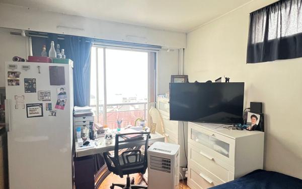 Appartement à vendre    1 pièce • 28,22 m2 Paris 19