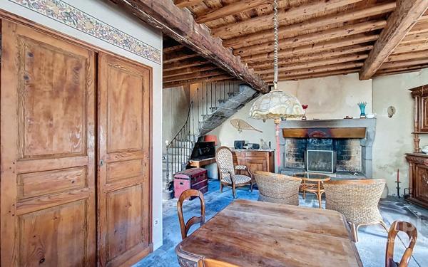 Maison à vendre    4 pièces •  Pont-du-Château