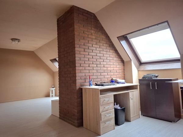 À vendre - Maison individuelle, 9 pièces située à Mamers (72600)