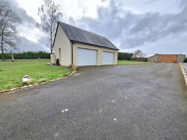 À vendre - Maison individuelle, 9 pièces située à Mamers (72600)