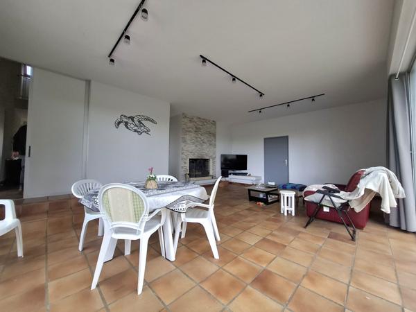 À vendre - Maison individuelle, 9 pièces située à Mamers (72600)