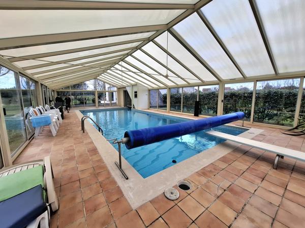 À vendre - Maison individuelle, 9 pièces située à Mamers (72600)