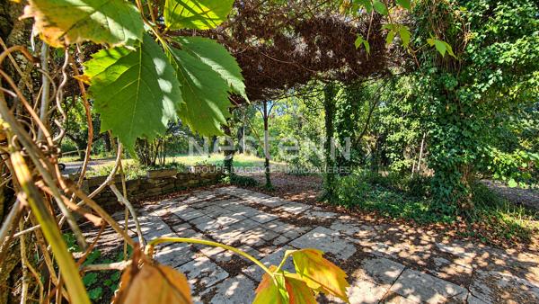 Maison Carpentras 8 pièces 245 m2