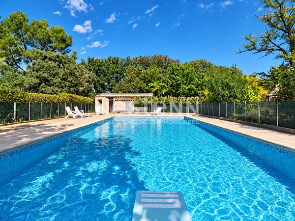 Maison Carpentras 8 pièces 245 m2