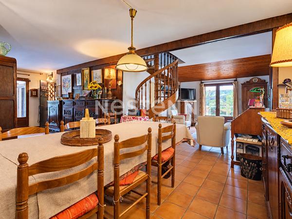 Maison Carpentras 8 pièces 245 m2