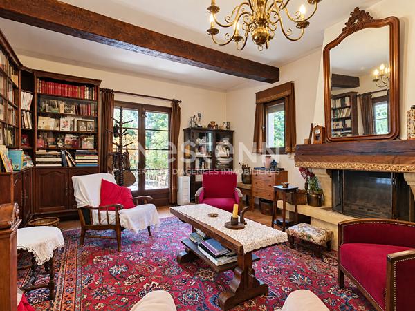 Maison Carpentras 8 pièces 245 m2