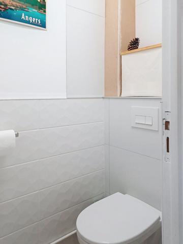 Appartement Type3 à vendre à Angers au 1er étage - Entièrement rénové 2 chambres cave et parking