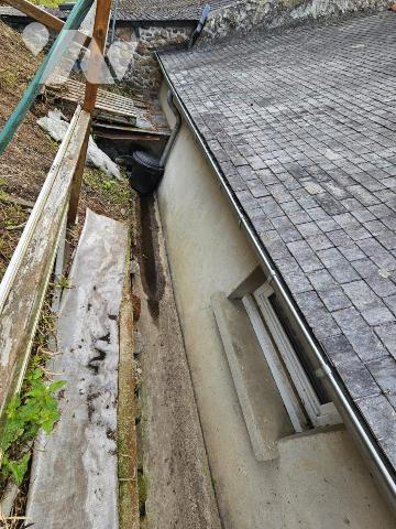 Bâtisse en pierre au charme singulier – Fort potentiel à réinventer