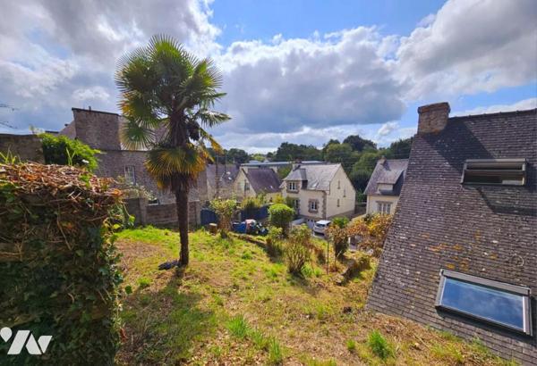 Bâtisse en pierre au charme singulier – Fort potentiel à réinventer