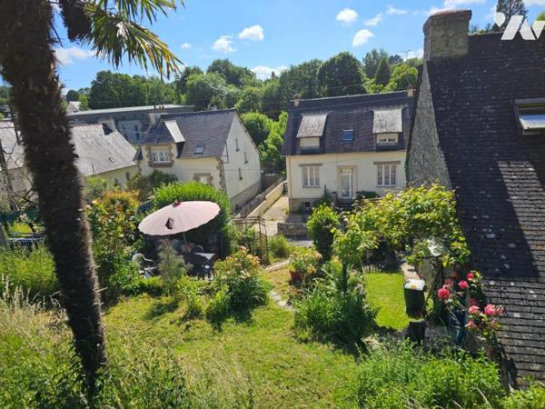 Bâtisse en pierre au charme singulier – Fort potentiel à réinventer