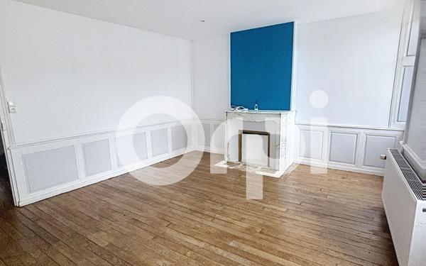 Immeuble à vendre    2 pièces •  Neufchâteau